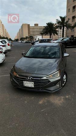 هیوندای ئەلەنترا
